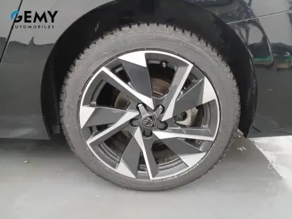 Photo 10 Peugeot 308  SW BlueHDi 130ch S&S EAT8