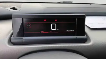 Photo 17 Citroën C4 Cactus  PureTech 110 S&S BVM6