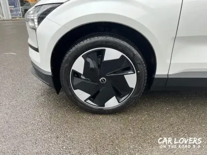 Photo 7 Volvo Ex30  Single 272 ch 1EDT