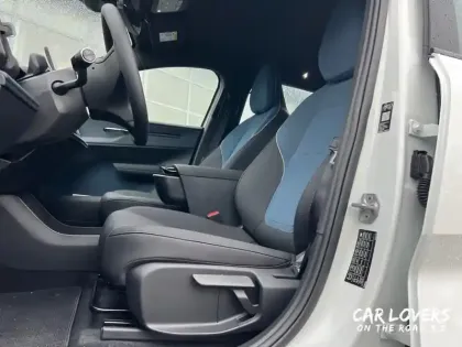 Photo 9 Volvo Ex30  Single 272 ch 1EDT