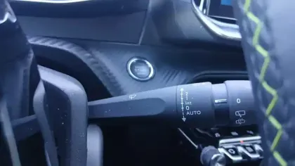 Photo 32 Peugeot 208  Electrique 50 kWh 136ch