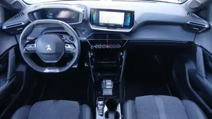Photo 16 Peugeot 208  Electrique 50 kWh 136ch