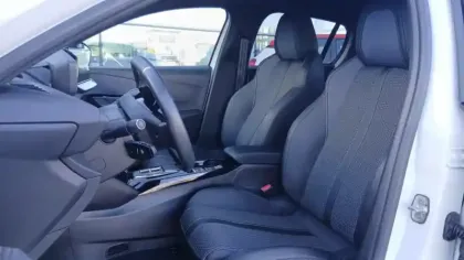 Photo 10 Peugeot 208  Electrique 50 kWh 136ch