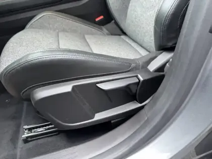 Photo 49 Renault Rafale  E-Tech full hybrid 200