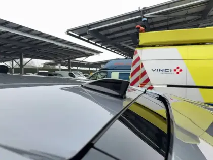 Photo 13 Renault Rafale  E-Tech full hybrid 200