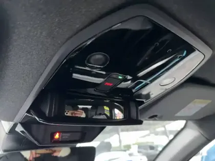 Photo 48 Renault Rafale  E-Tech full hybrid 200