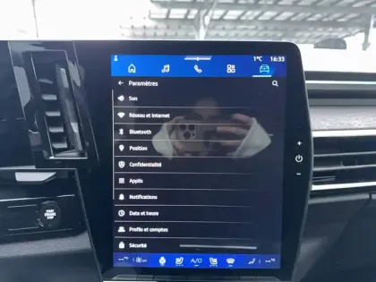 Photo 37 Renault Rafale  E-Tech full hybrid 200