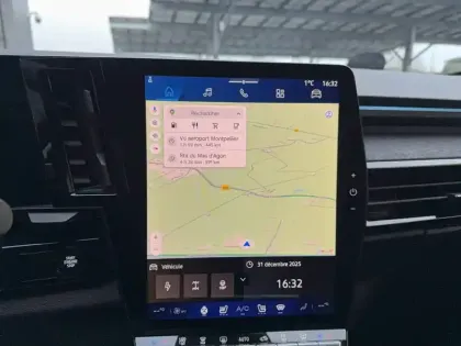 Photo 34 Renault Rafale  E-Tech full hybrid 200