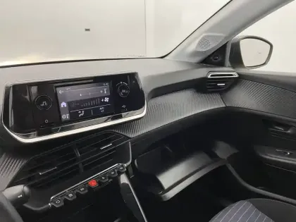 Photo 30 Peugeot 208  PureTech 75 S&S BVM5