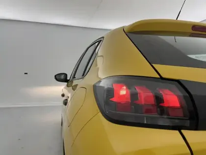 Photo 26 Peugeot 208  PureTech 75 S&S BVM5