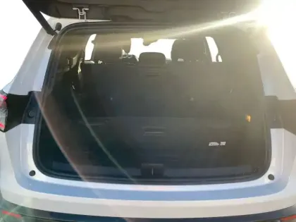 Photo 11 Renault Espace  E-Tech full hybrid 200 GSR2