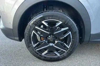 Photo 30 Peugeot 3008  Hybrid 136 e-DCS6