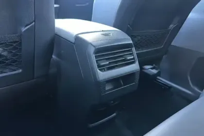 Photo 23 Peugeot 3008  Hybrid 136 e-DCS6