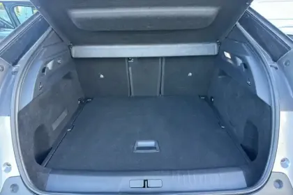 Photo 10 Peugeot 3008  Hybrid 136 e-DCS6