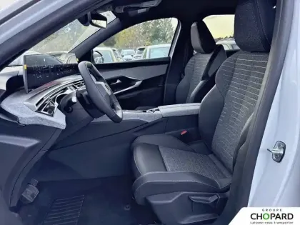 Photo 32 Peugeot 3008  Electrique 210 ch 73 kWh