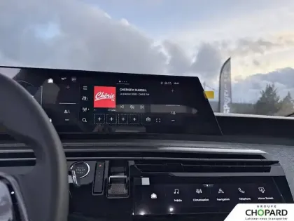 Photo 13 Peugeot 3008  Electrique 210 ch 73 kWh