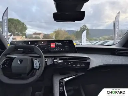 Photo 33 Peugeot 3008  Electrique 210 ch 73 kWh