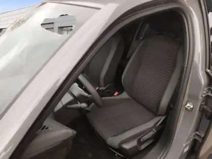 Photo 9 Peugeot 2008  PureTech 100 S&S BVM6