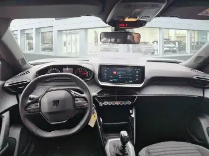 Photo 8 Peugeot 2008  PureTech 100 S&S BVM6