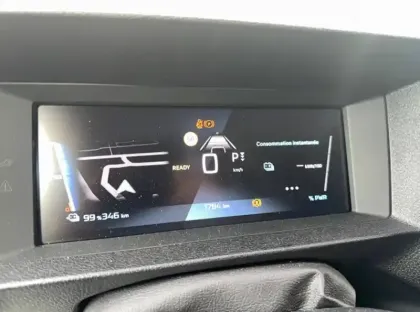 Photo 38 Peugeot Expert E- FGN M ELECTRIQUE 100KWH 136CH BATTERIE 49 KWH