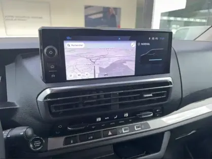 Photo 12 Peugeot Expert E- FGN M ELECTRIQUE 100KWH 136CH BATTERIE 49 KWH