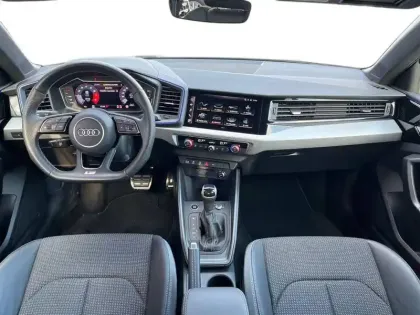 Photo 10 Audi A1  Sportback 35 TFSI 150 ch S tronic 7