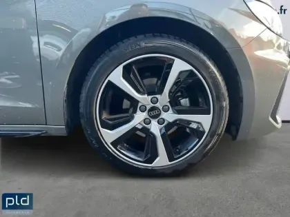 Photo 18 Audi A1  Sportback 35 TFSI 150 ch S tronic 7