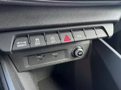 Photo 31 Audi A1  Sportback 35 TFSI 150 ch S tronic 7