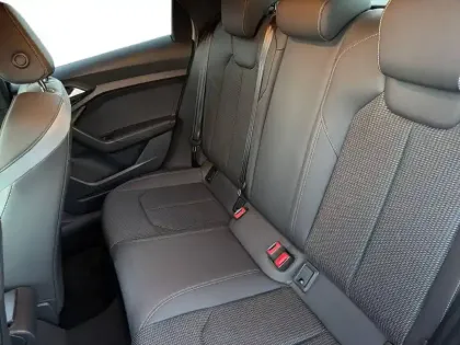 Photo 13 Audi A1  Sportback 35 TFSI 150 ch S tronic 7