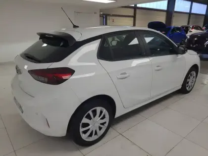 Photo 3 Opel Corsa  Electrique 136 ch & Batterie 50 kWh