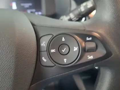 Photo 16 Opel Corsa  Electrique 136 ch & Batterie 50 kWh