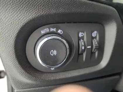 Photo 14 Opel Corsa  Electrique 136 ch & Batterie 50 kWh