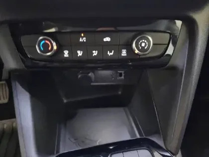 Photo 24 Opel Corsa  1.2 75 ch BVM5