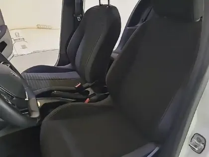 Photo 30 Peugeot 208  PureTech 75 S&S BVM5