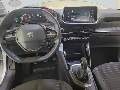 Photo 27 Peugeot 208  PureTech 75 S&S BVM5