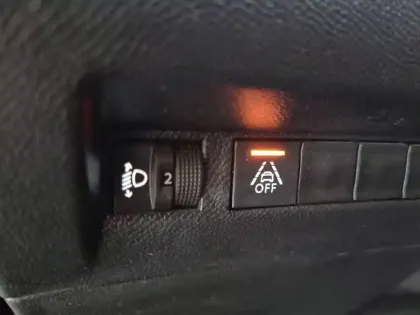 Photo 29 Peugeot 2008  Electrique 136 ch