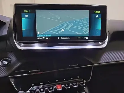 Photo 18 Peugeot 2008  Electrique 136 ch