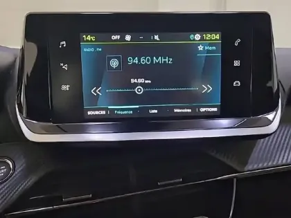 Photo 18 Peugeot 208  Electrique 50 kWh 136ch