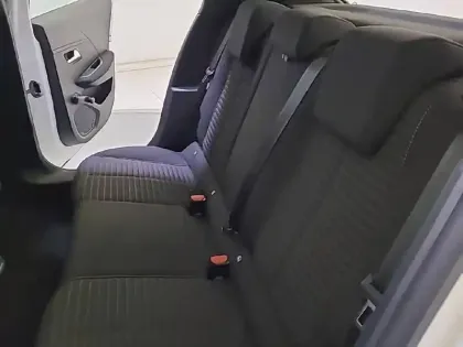 Photo 11 Peugeot 208  Electrique 50 kWh 136ch