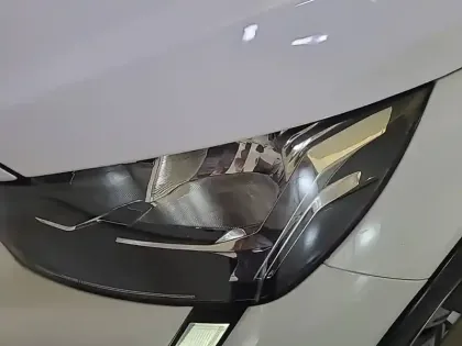 Photo 15 Peugeot 208  Electrique 50 kWh 136ch