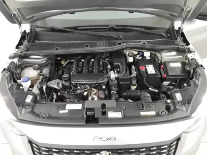 Photo 24 Peugeot 208  PureTech 75 S&S BVM5