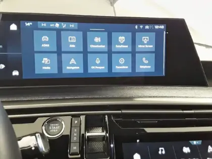 Photo 19 Peugeot 3008  Hybrid 136 e-DCS6