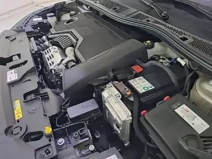 Photo 14 Peugeot 208  Hybrid 110 e-DCS6