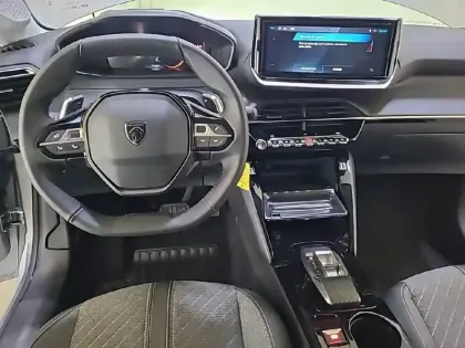 Photo 7 Peugeot 208  Hybrid 110 e-DCS6