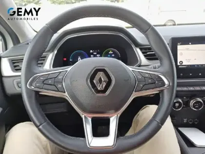 Photo 12 Renault Captur  E-Tech Plug-in 160 - 21