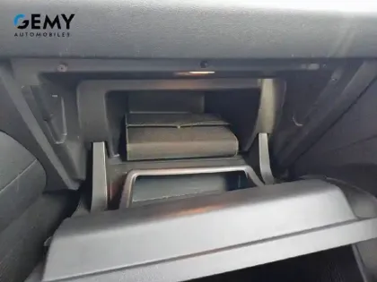 Photo 17 Renault Captur  E-Tech Plug-in 160 - 21