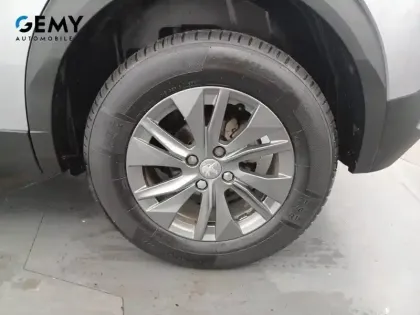 Photo 10 Peugeot 2008  PureTech 100 S&S BVM6