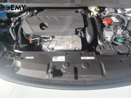 Photo 11 Peugeot 308  PHEV 180 e-EAT8