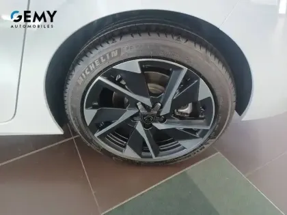 Photo 10 Peugeot 308  PHEV 180 e-EAT8