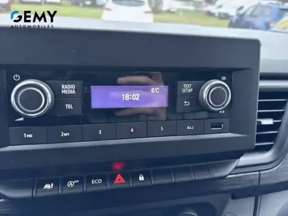 Photo 18 Renault Trafic  FGN L1H1 3000 KG BLUE DCI 130